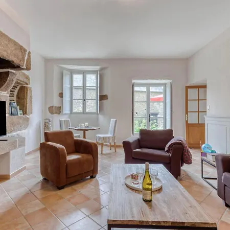 La Tronconnais By Interhome Les Portes du Coglais